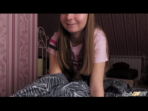 ❤️ Blondie Suĉas sian BFF-on Profunde kaj Akiras Cum En Ŝia Buŝo Pornofilmo ĉe ni ❌️